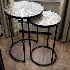 Pier 1 nesting tables set